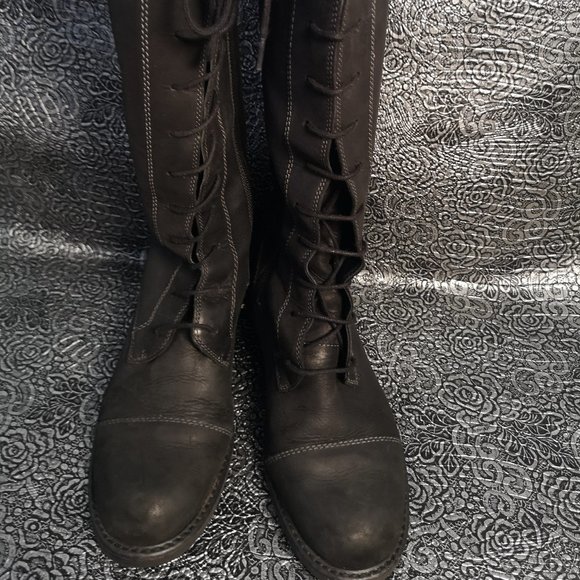 Clarks | black  lace up boot with side zipper size 8 - Picture 1 of 5